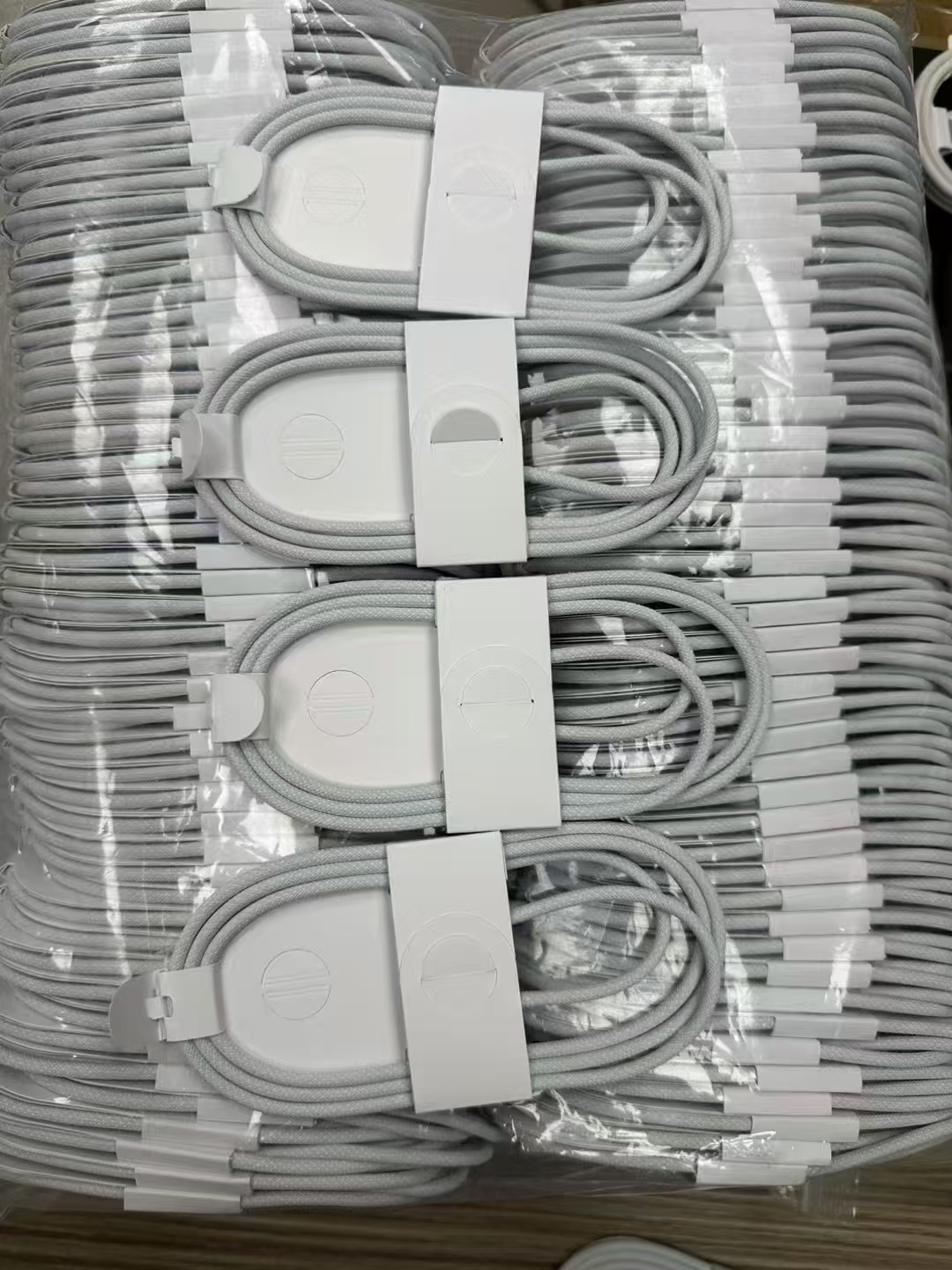 Original USB C Iphone Cable 60W Fast Charging Data Cable Safety Operation